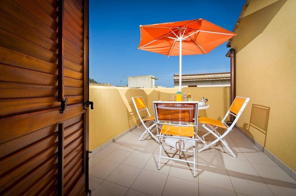 Residence Mareluna Castellammare del Golfo Exterior foto